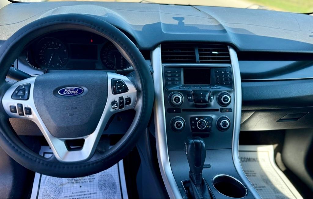 Ford Edge photo 12