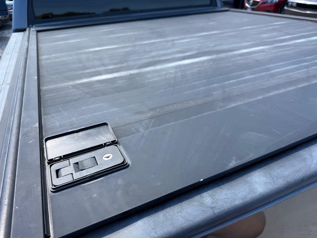 Toyota Tundra photo 16