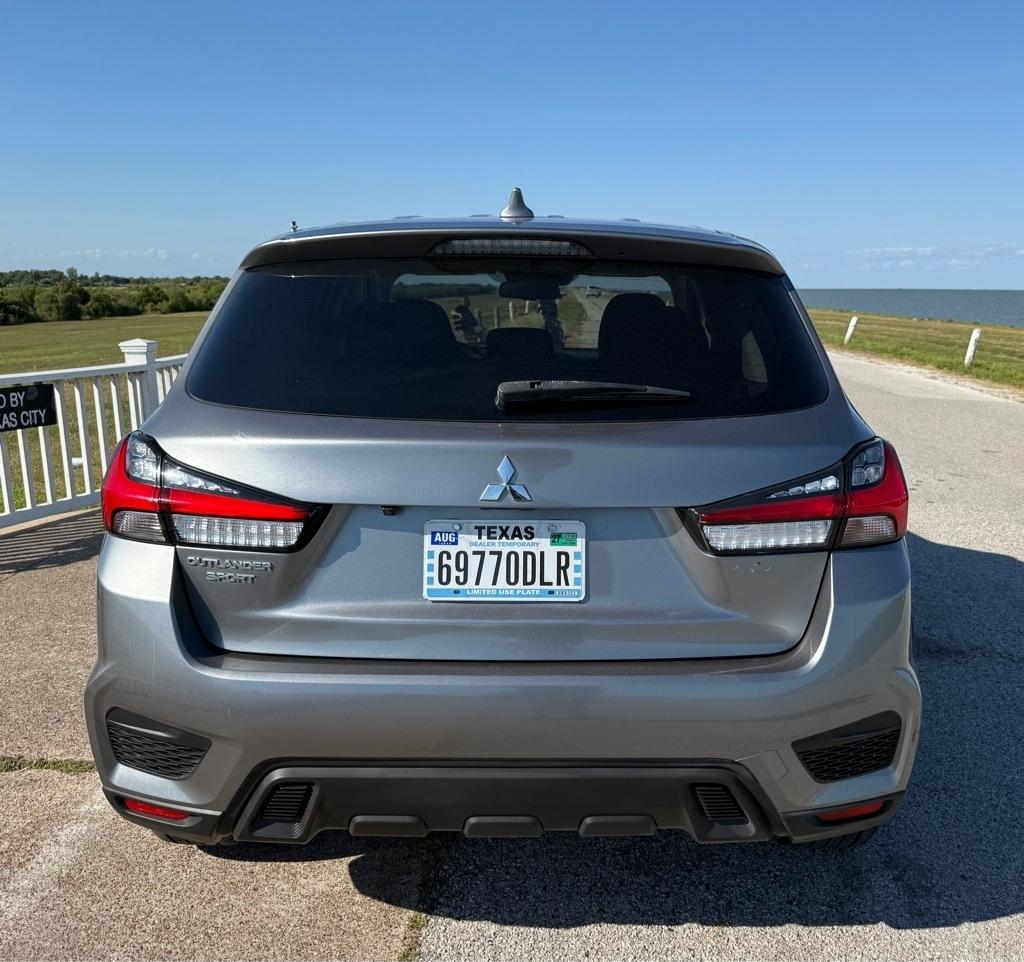 Mitsubishi Outlander Sport photo 6