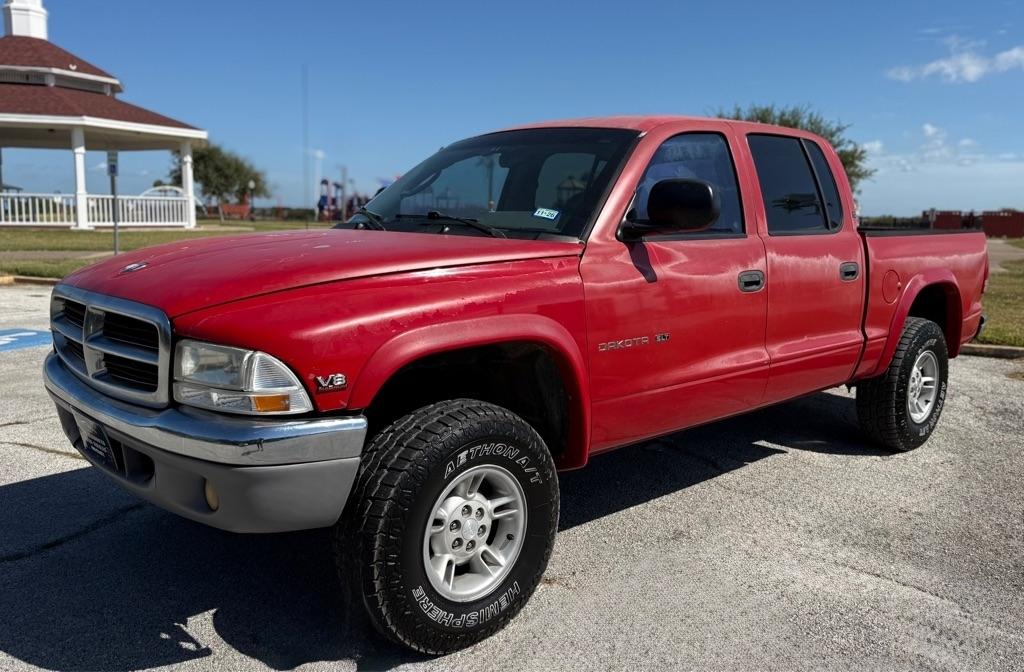 2000 Dodge Dakota QUAD