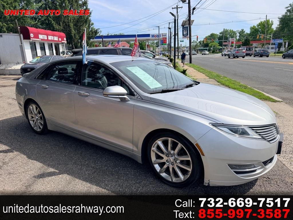 2015 Lincoln MKZ Hybrid's photo