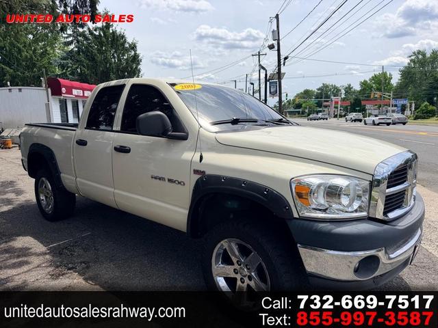 White 2007 Dodge RAM 1500 Pickup Truck Four-Wheel Drive Automatic