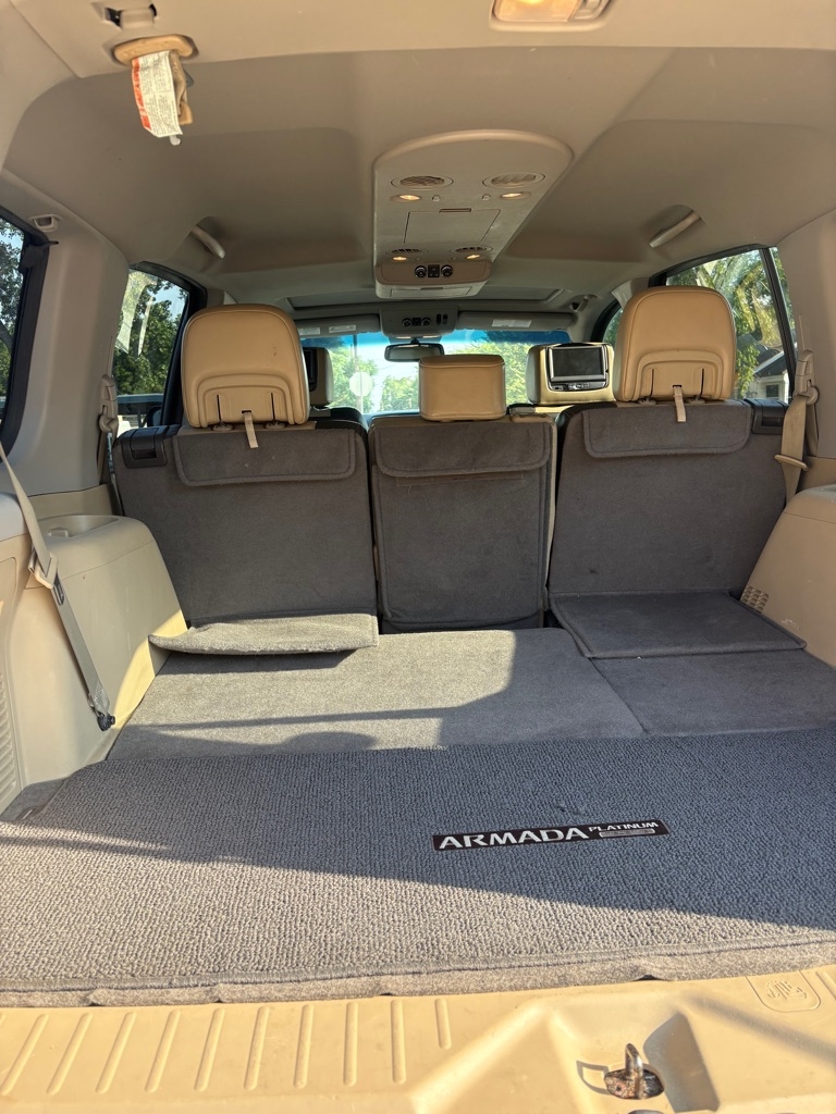 Nissan Armada  2014 Nissan Armada  2014