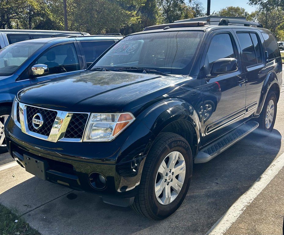 2007 Nissan Pathfinder LE