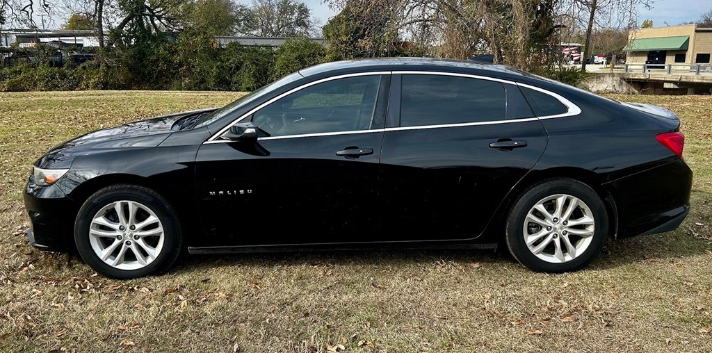Chevrolet Malibu  2017