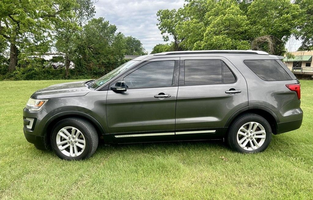 Ford Explorer  2016