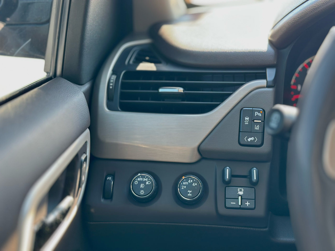 GMC Yukon Denali  2015