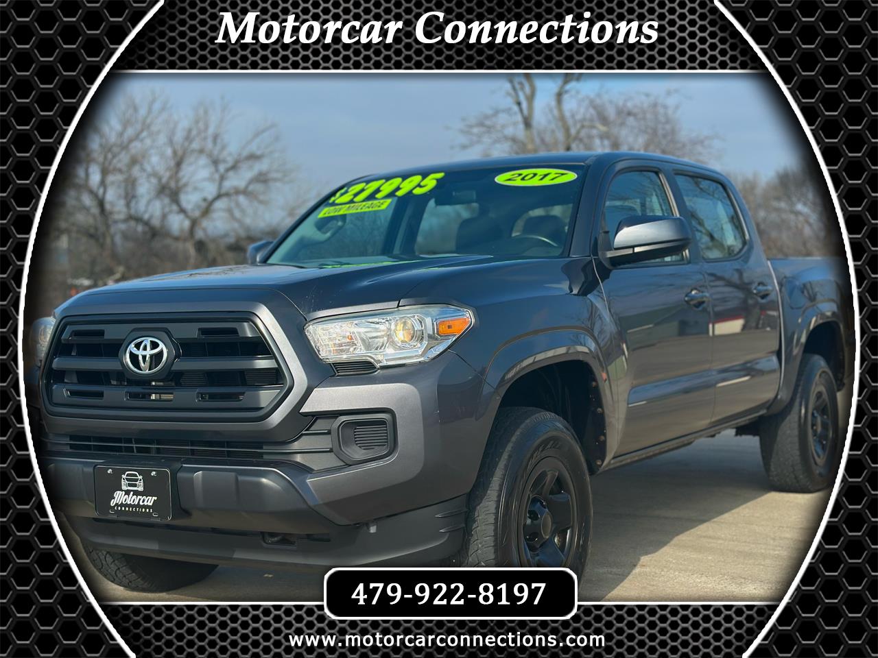 2017 Toyota Tacoma SR's photo