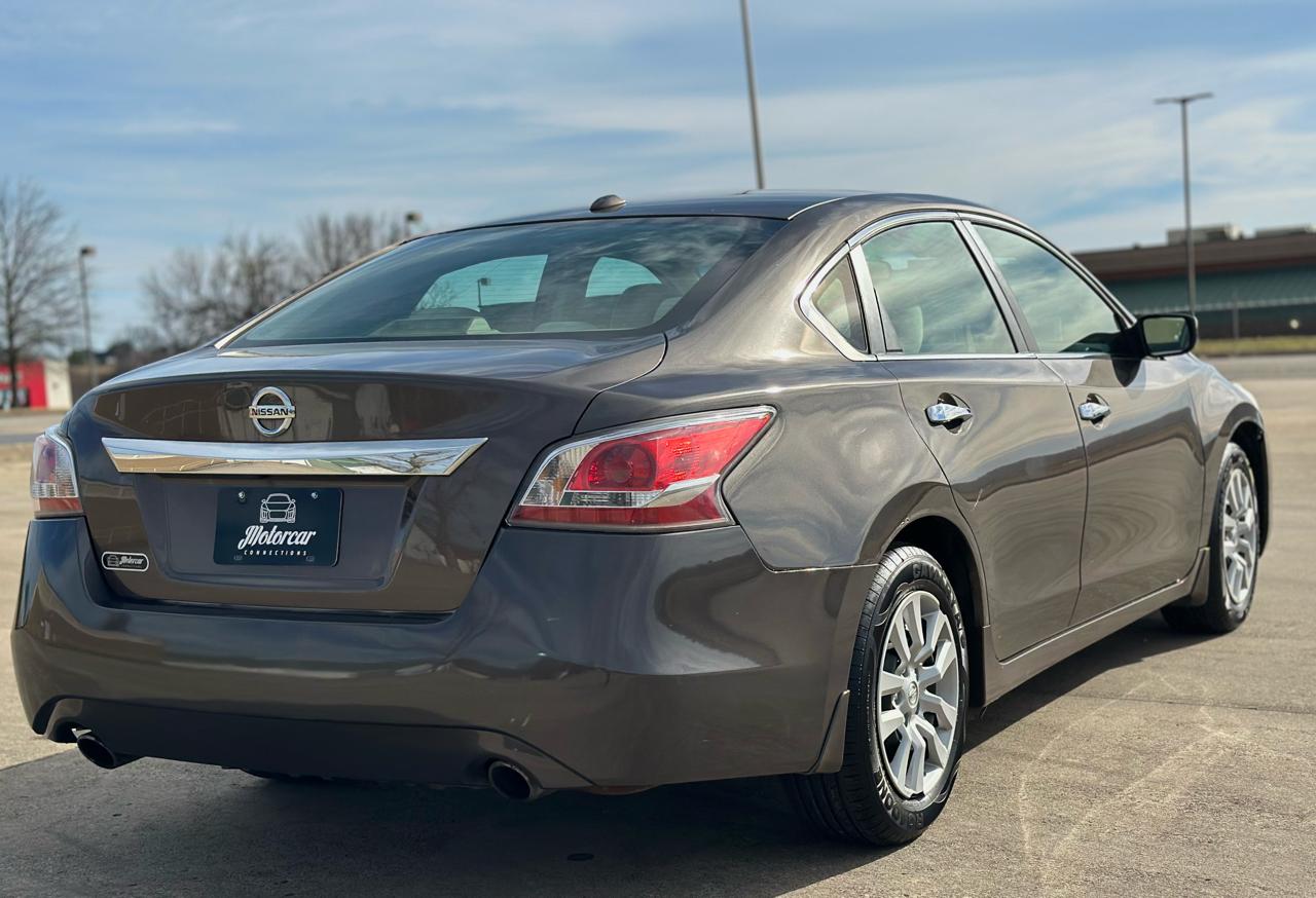 Nissan Altima  2015