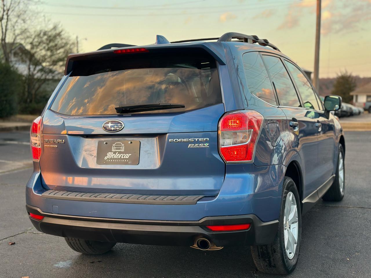 Subaru Forester  2016