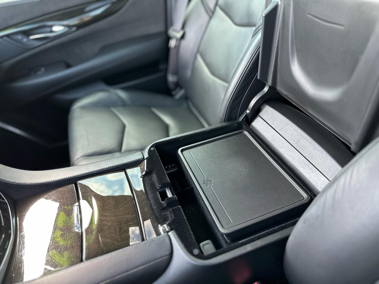 Cadillac Escalade  2018