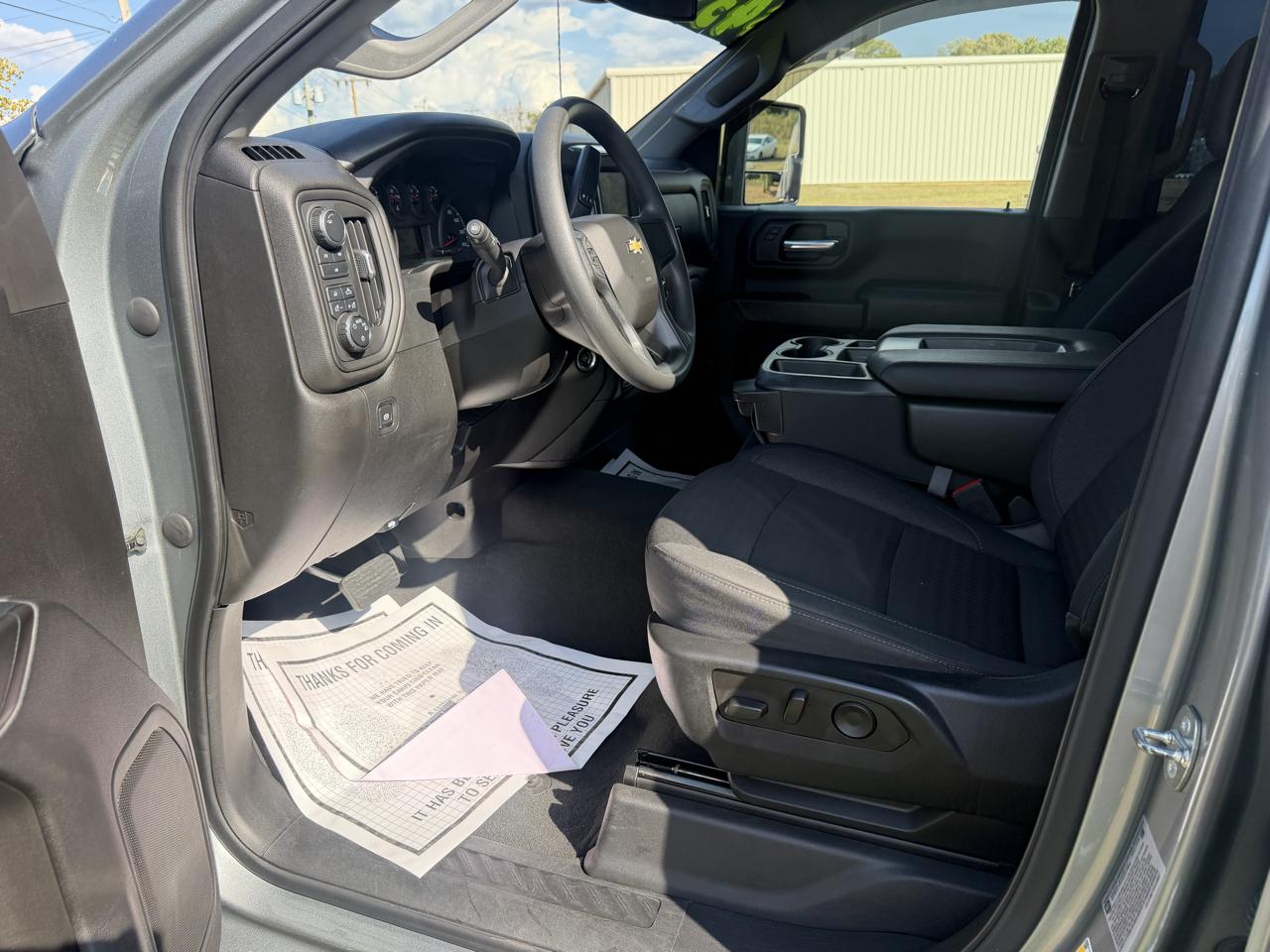 2024 Chevrolet Silverado 2500HD Custom - Photo 6