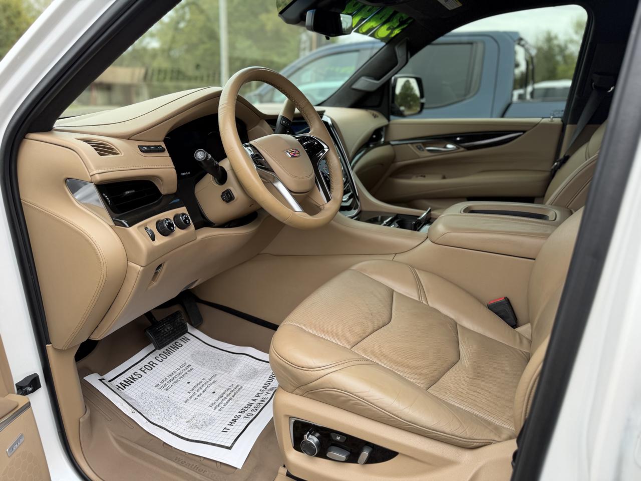 Cadillac Escalade photo 6