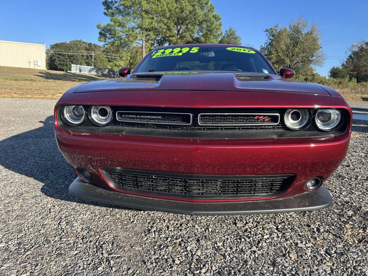 Dodge Challenger photo 9