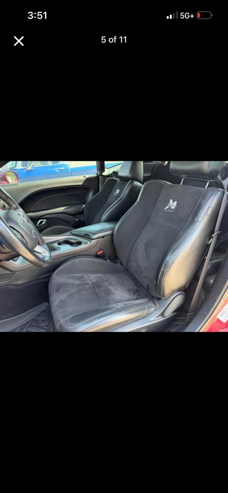 Dodge Challenger photo 16