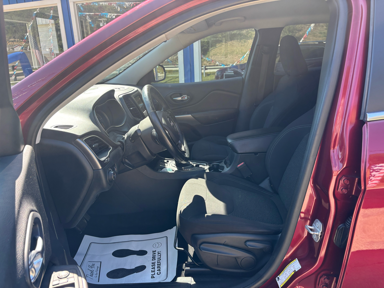 Jeep Cherokee Latitude FWD 2019