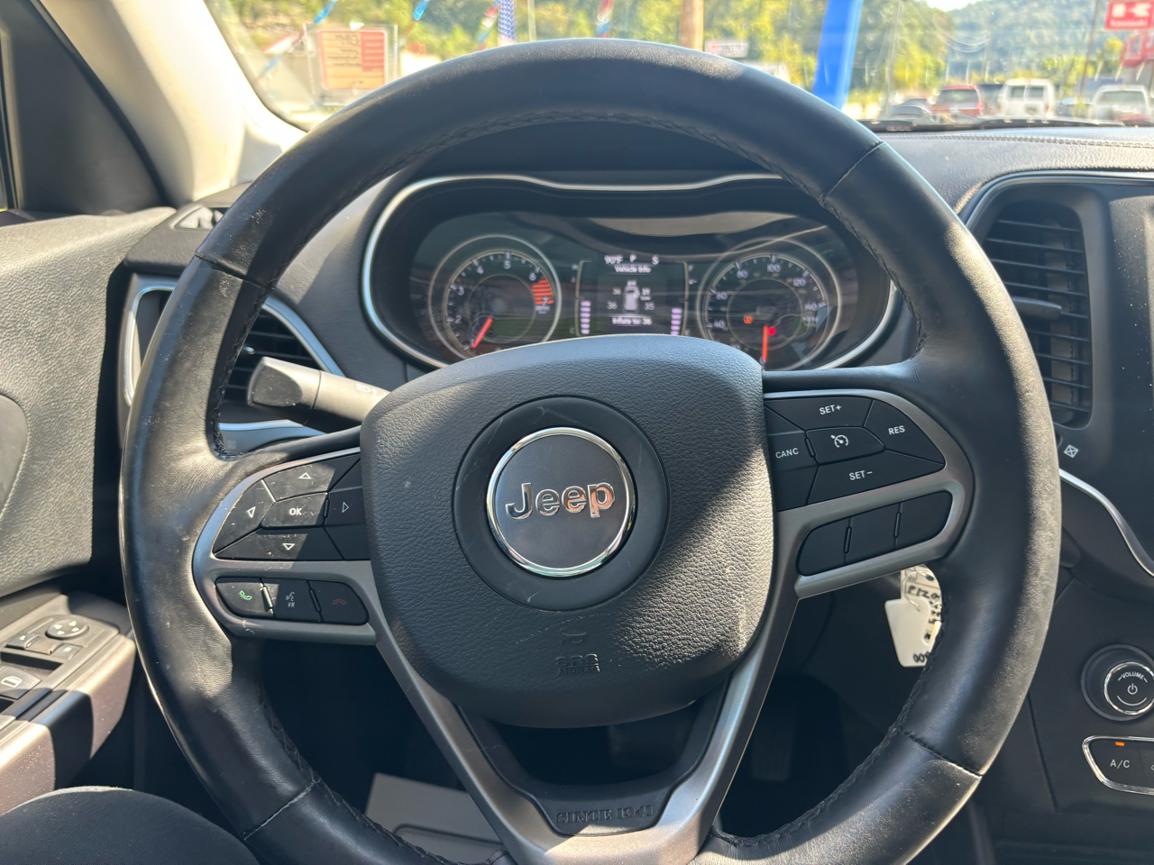 Jeep Cherokee Latitude FWD 2019