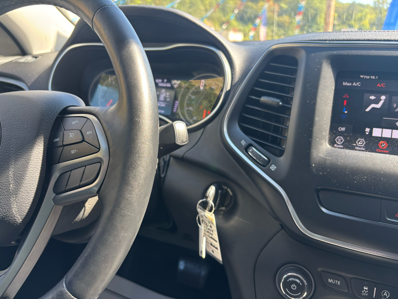 Jeep Cherokee Latitude FWD 2019