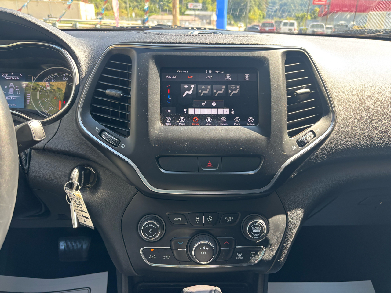 Jeep Cherokee Latitude FWD 2019