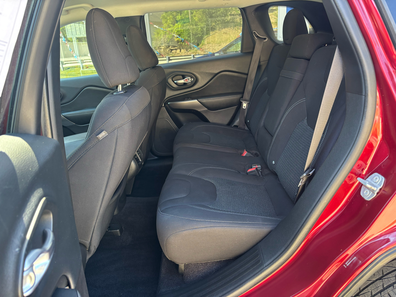 Jeep Cherokee Latitude FWD 2019