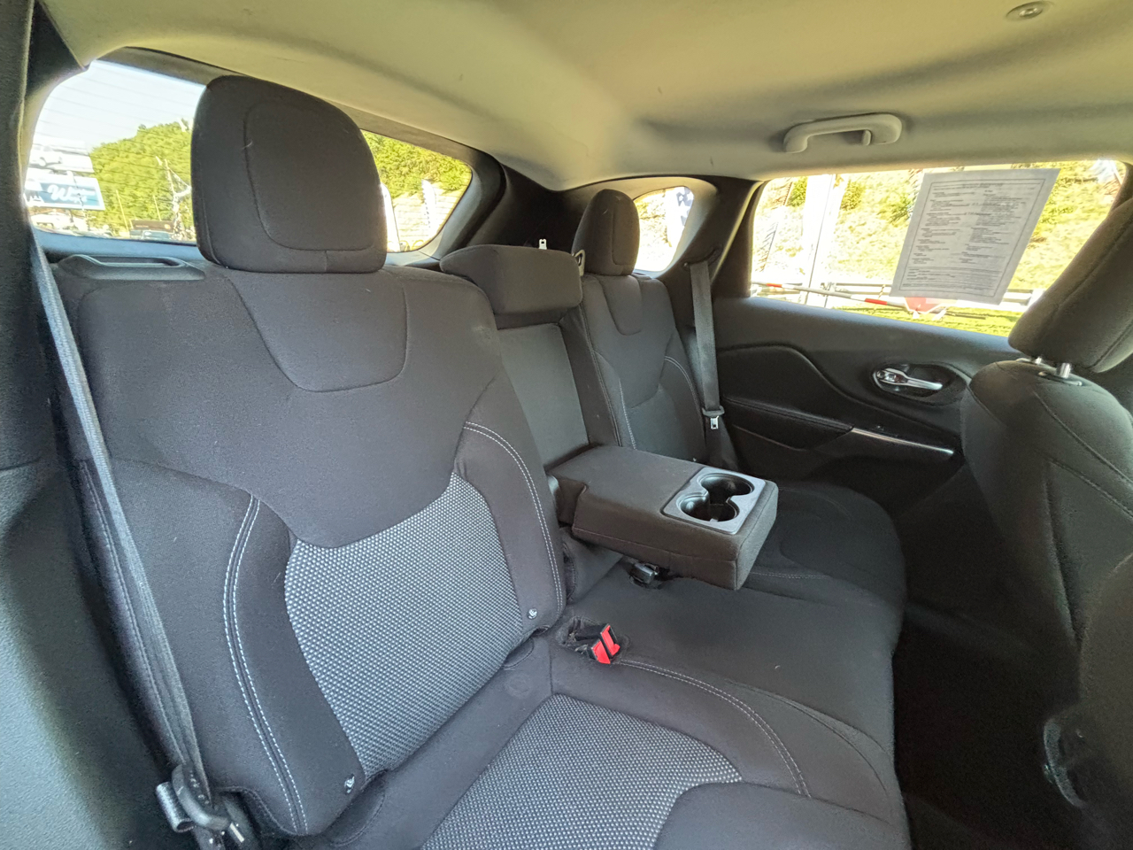 Jeep Cherokee Latitude FWD 2019