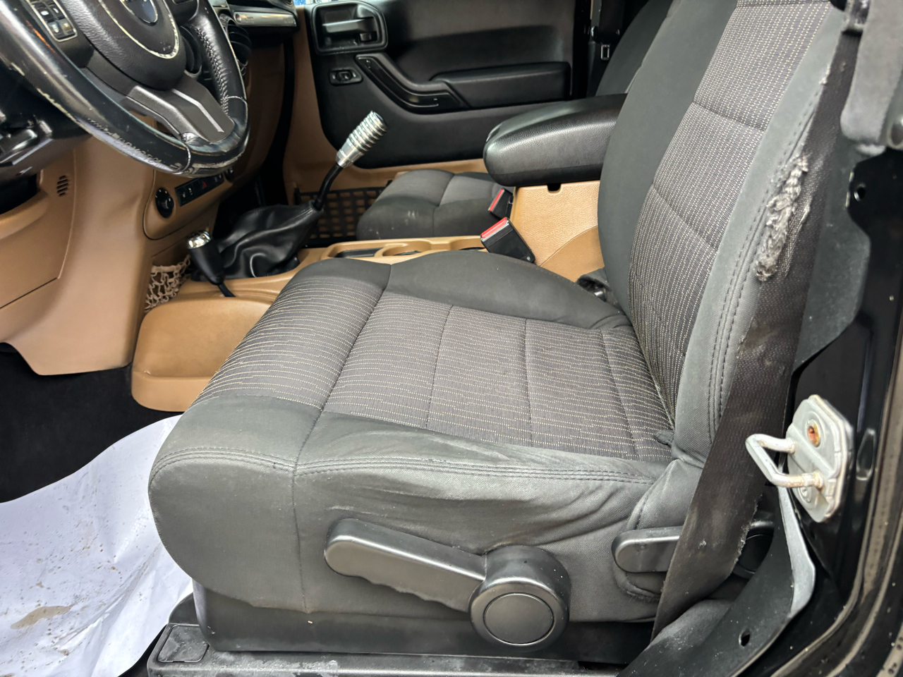 Jeep Wrangler Sahara 4WD 2012