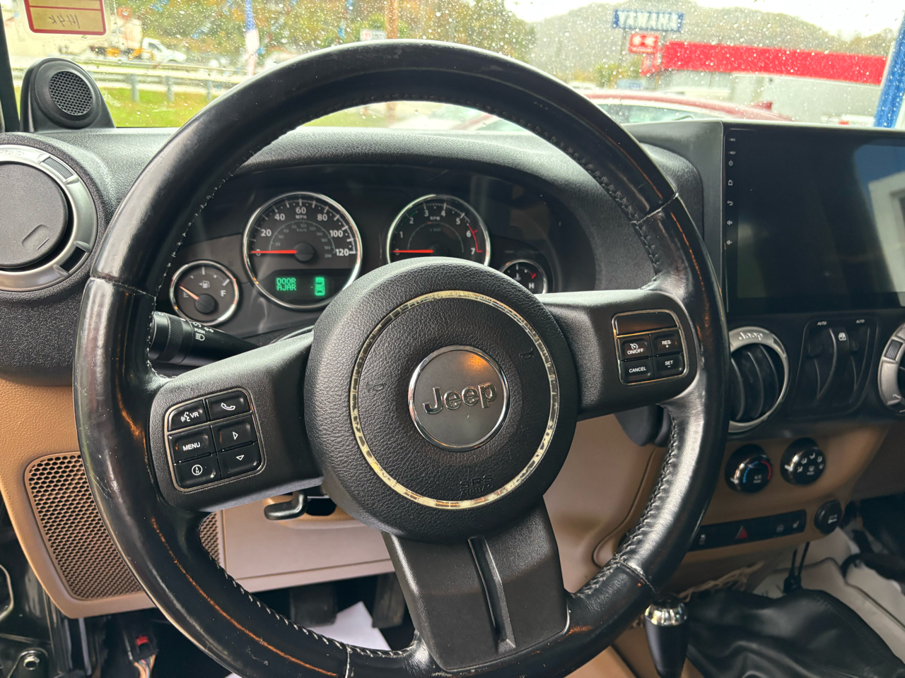 Jeep Wrangler Sahara 4WD 2012