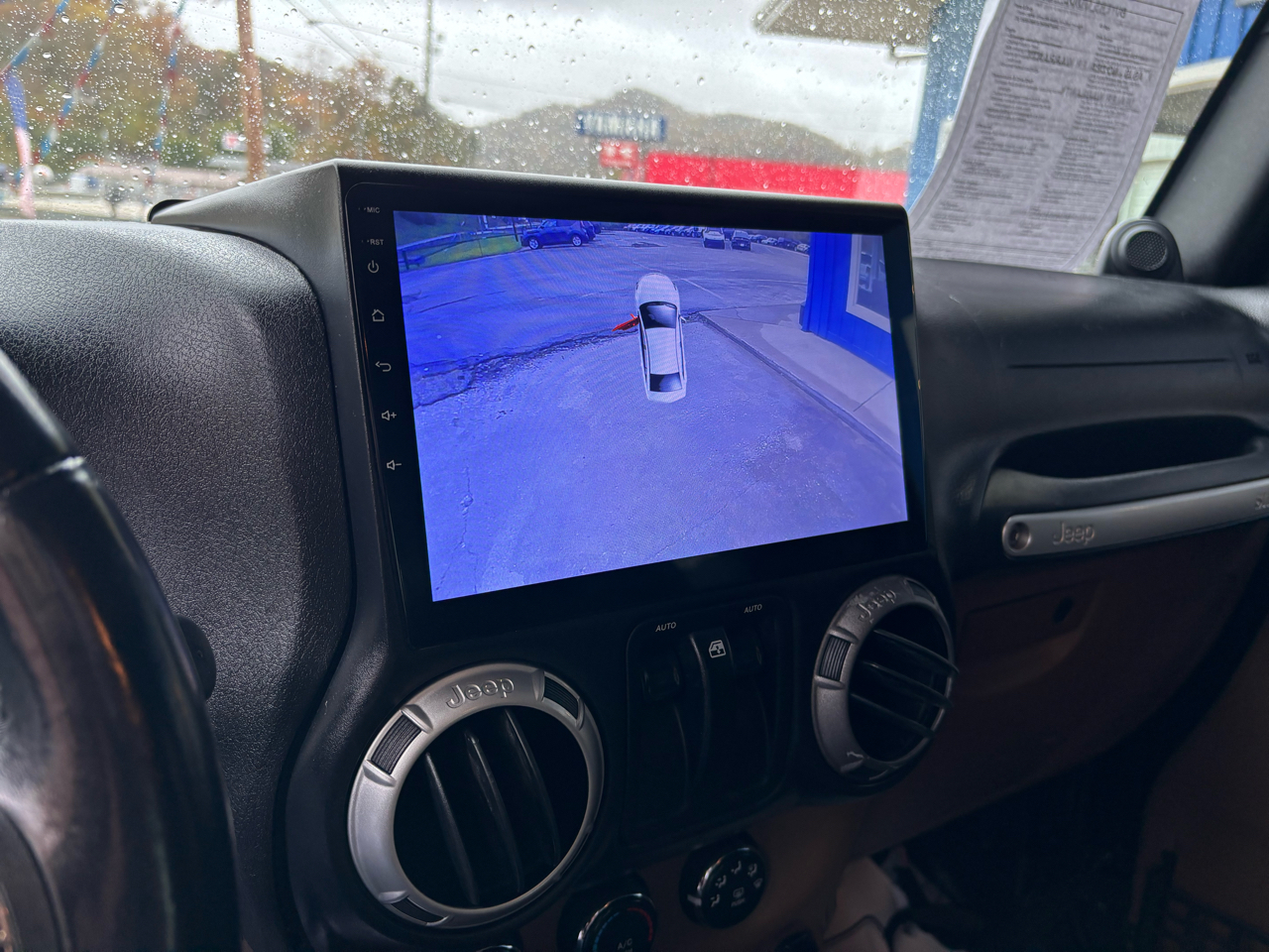 Jeep Wrangler Sahara 4WD 2012