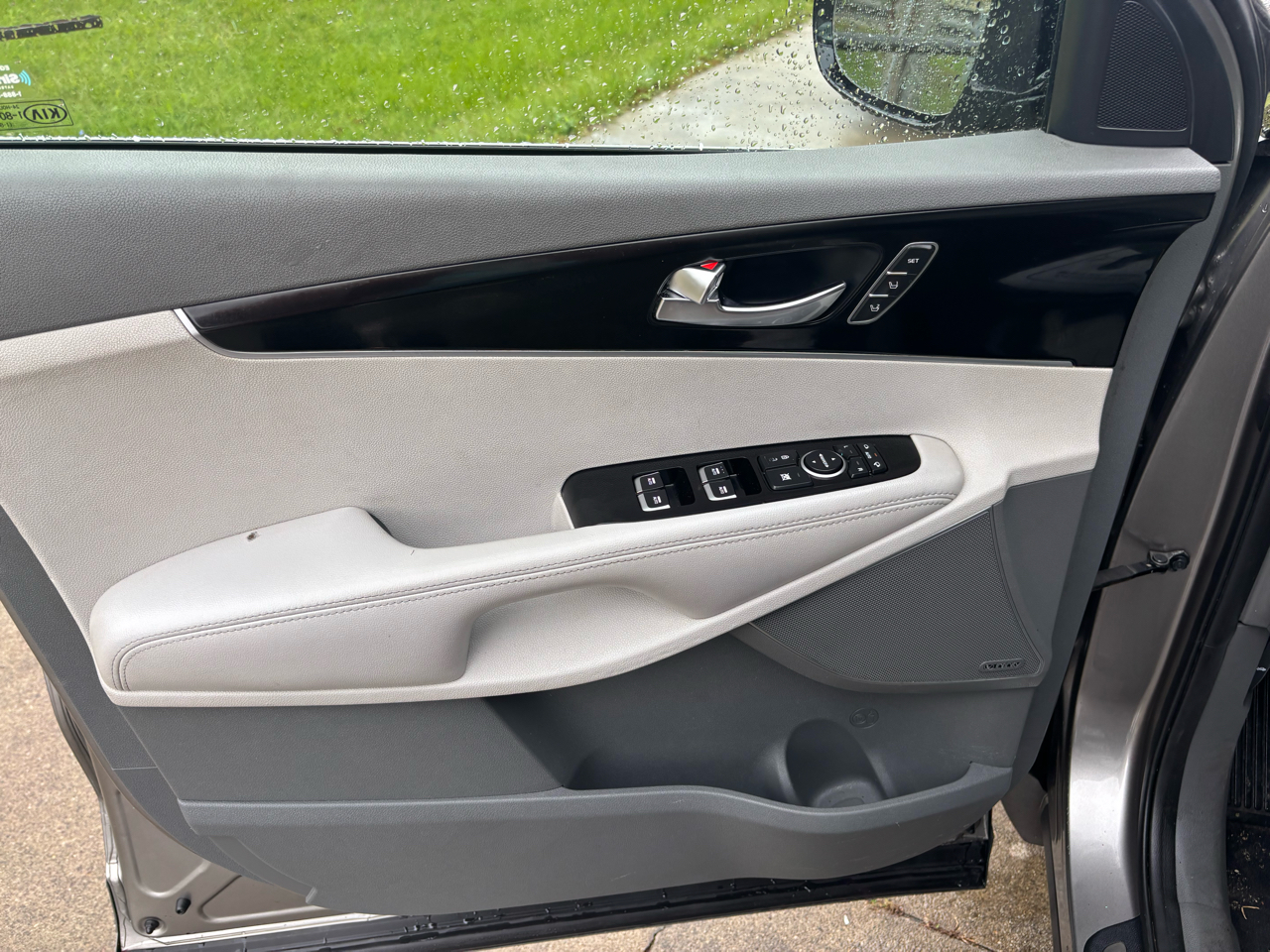 Kia Sorento SX V6 2WD 2016