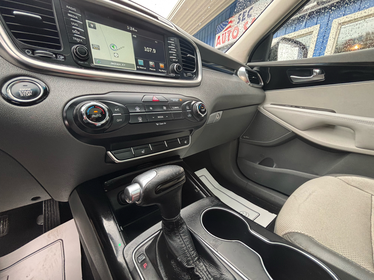 Kia Sorento SX V6 2WD 2016