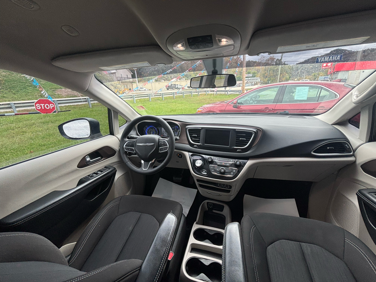 Chrysler Voyager LX 2022