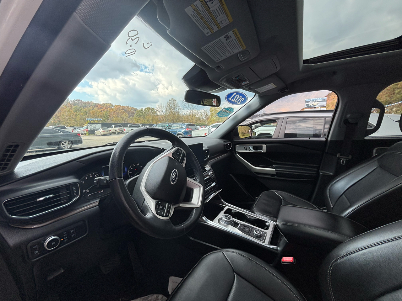 Ford Explorer Hybrid Limited AWD 2021