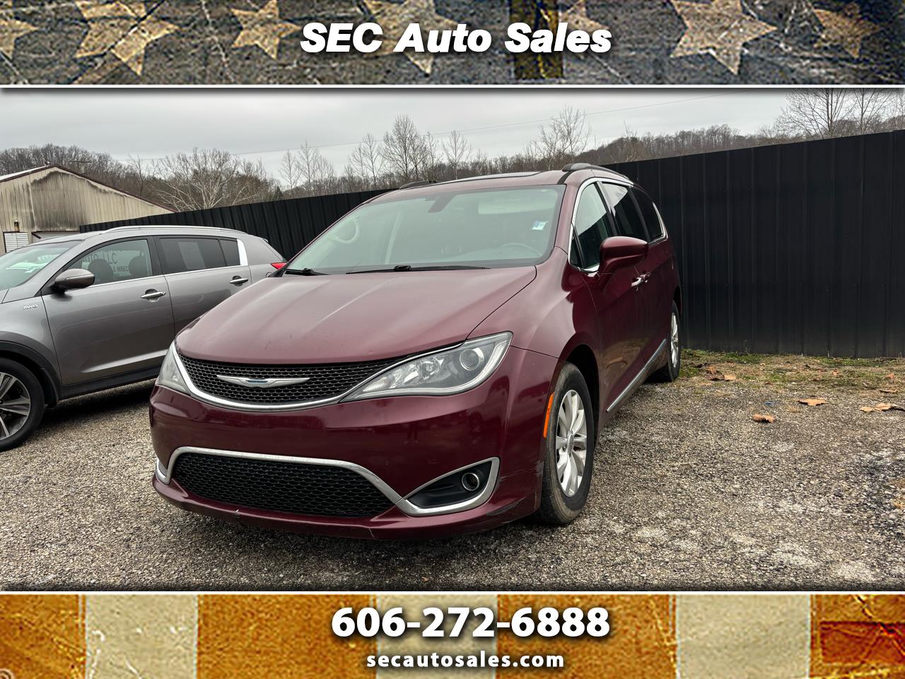 2017 Chrysler Pacifica Touring-L FWD