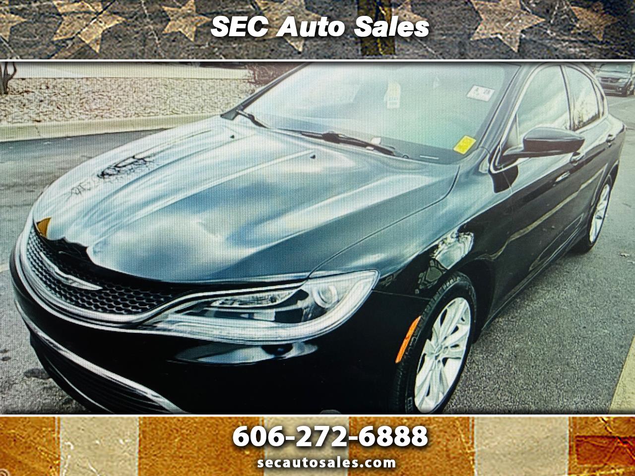 2016 Chrysler 200 Limited's photo