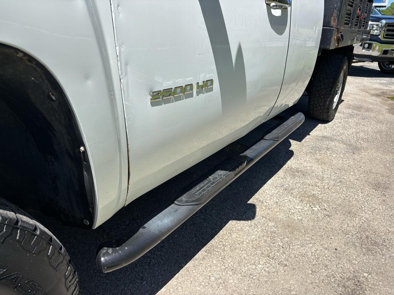 Chevrolet Silverado 2500HD 4WD Ext Cab 158.2" Work Truck 2011
