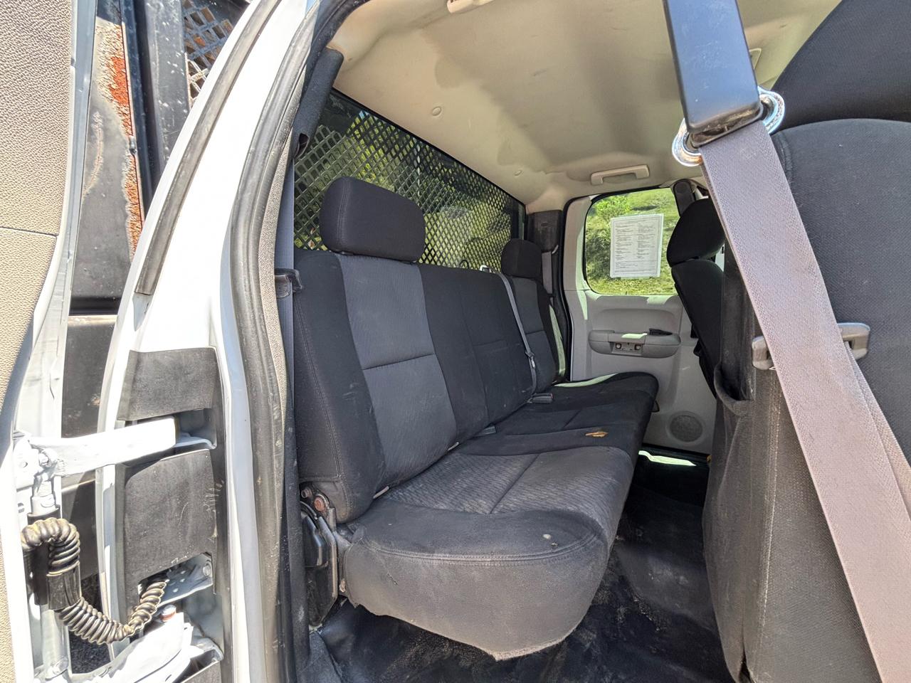Chevrolet Silverado 2500HD 4WD Ext Cab 158.2" Work Truck 2011