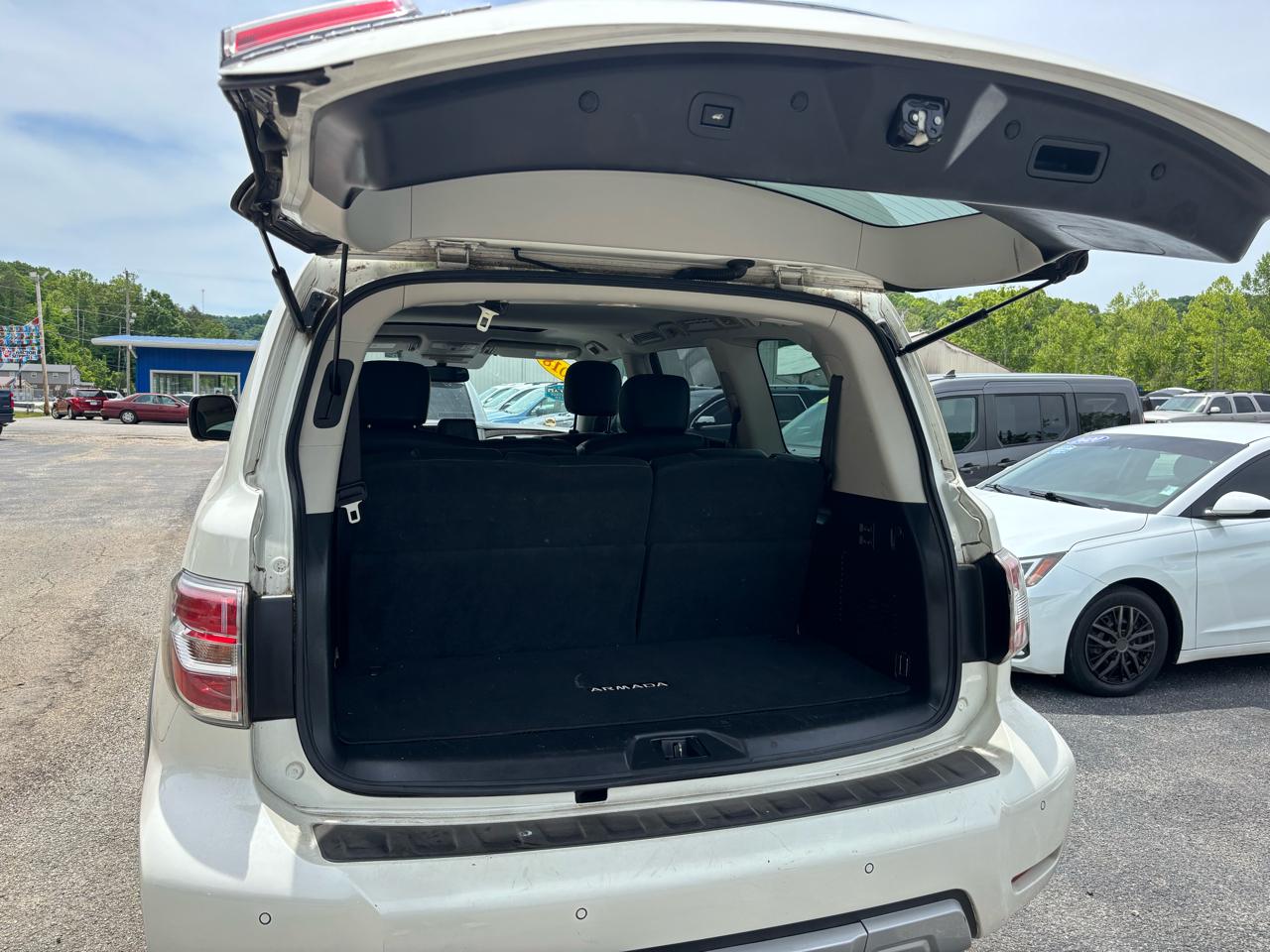 Nissan Armada 4x4 SL 2018