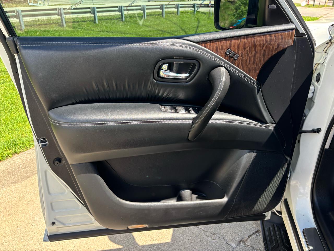 Nissan Armada 4x4 SL 2018