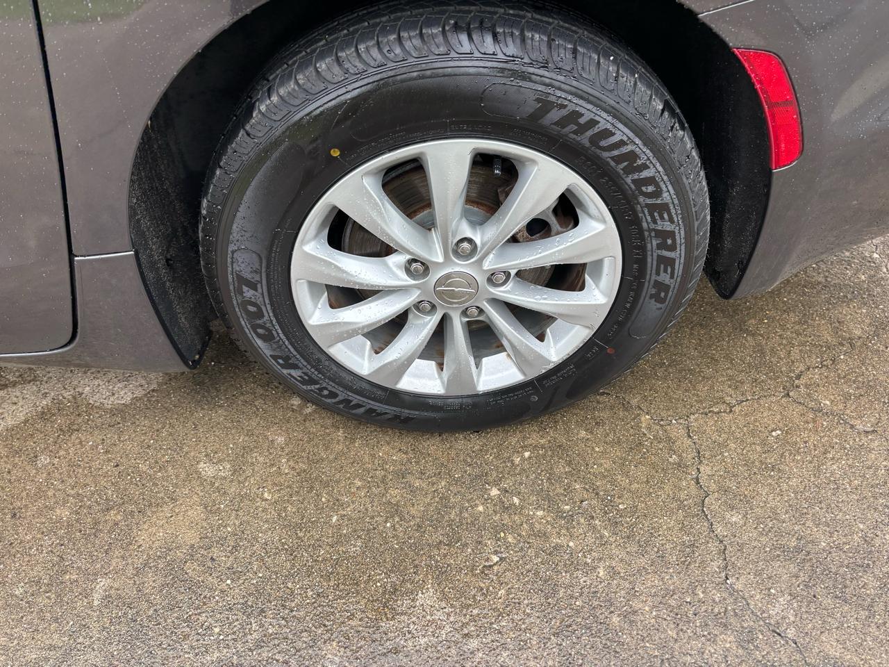 Chrysler Pacifica Touring Plus FWD 2018