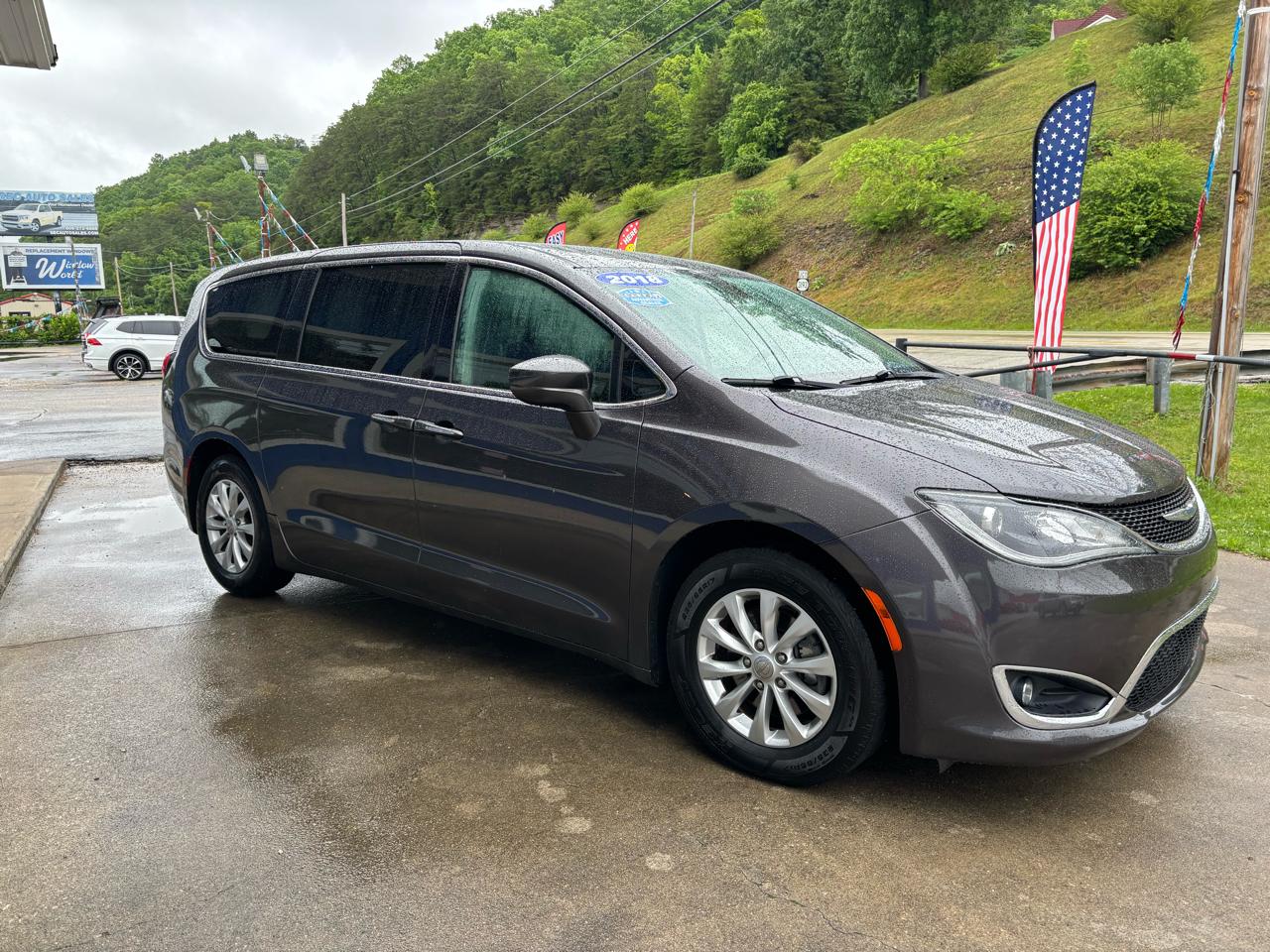 Chrysler Pacifica Touring Plus FWD 2018