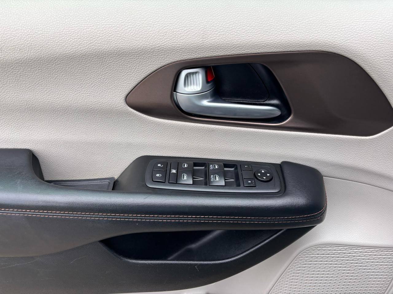 Chrysler Pacifica Touring Plus FWD 2018