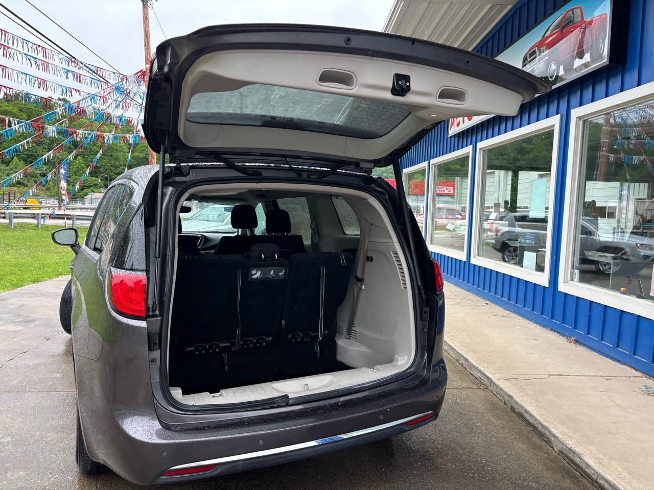 Chrysler Pacifica Touring Plus FWD 2018