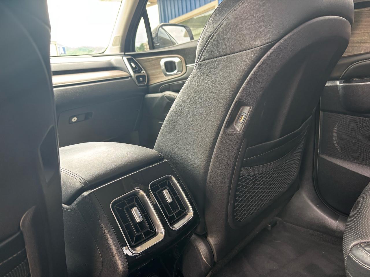 Kia Sorento SX Prestige X-Line AWD 2021