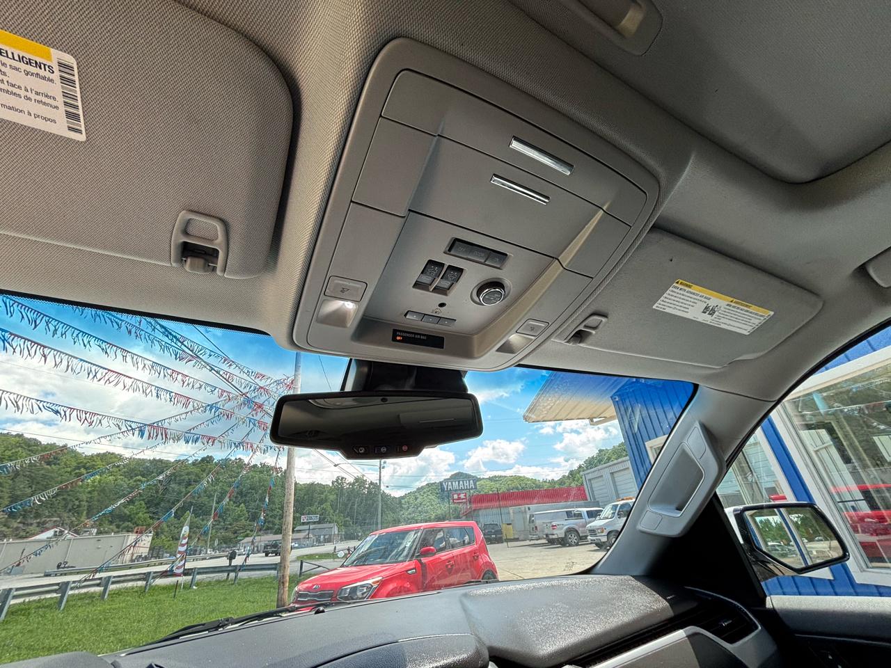 GMC Yukon 4WD 4dr SLT 2020