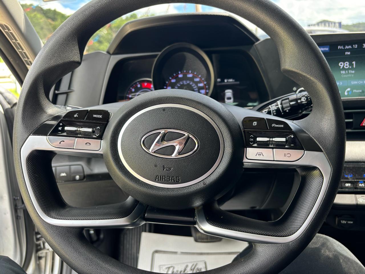 Hyundai Elantra SEL IVT 2021