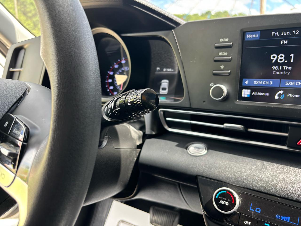 Hyundai Elantra SEL IVT 2021