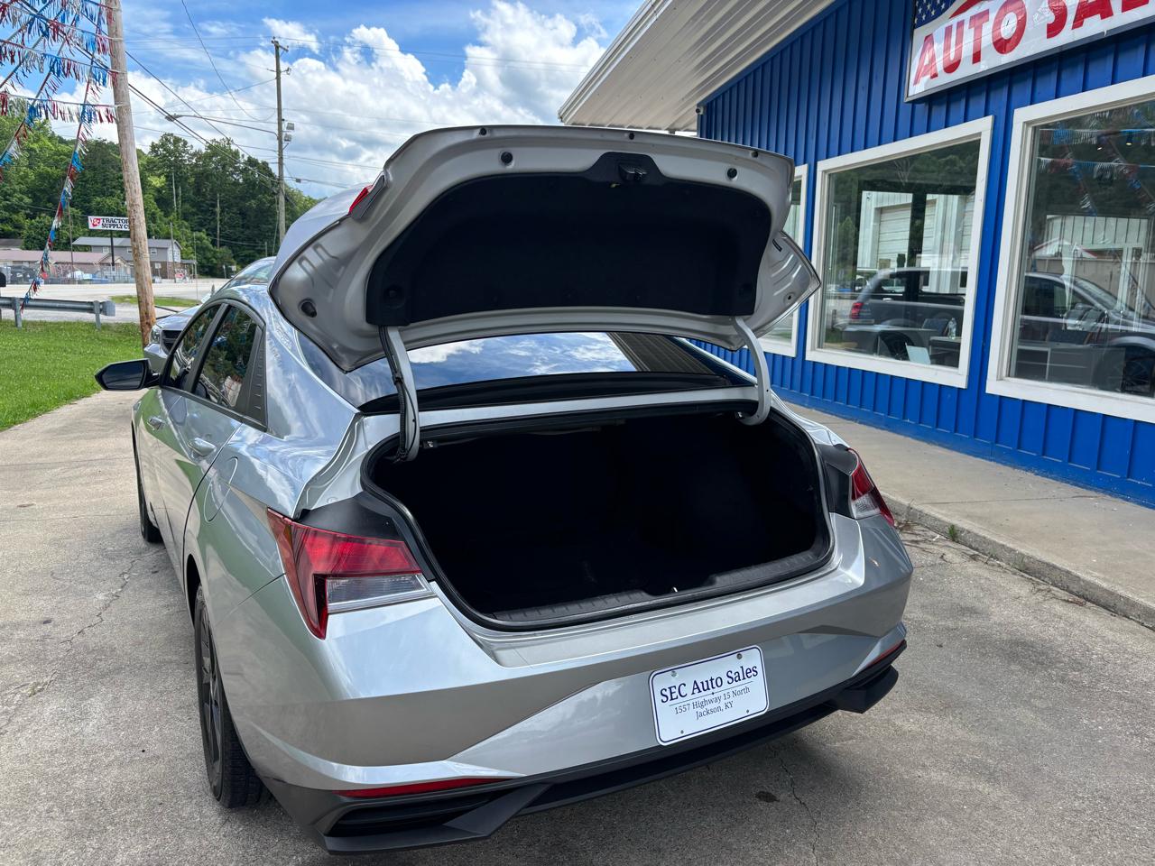 Hyundai Elantra SEL IVT 2021