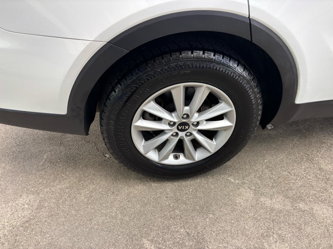 Kia Sorento LX V6 FWD 2020