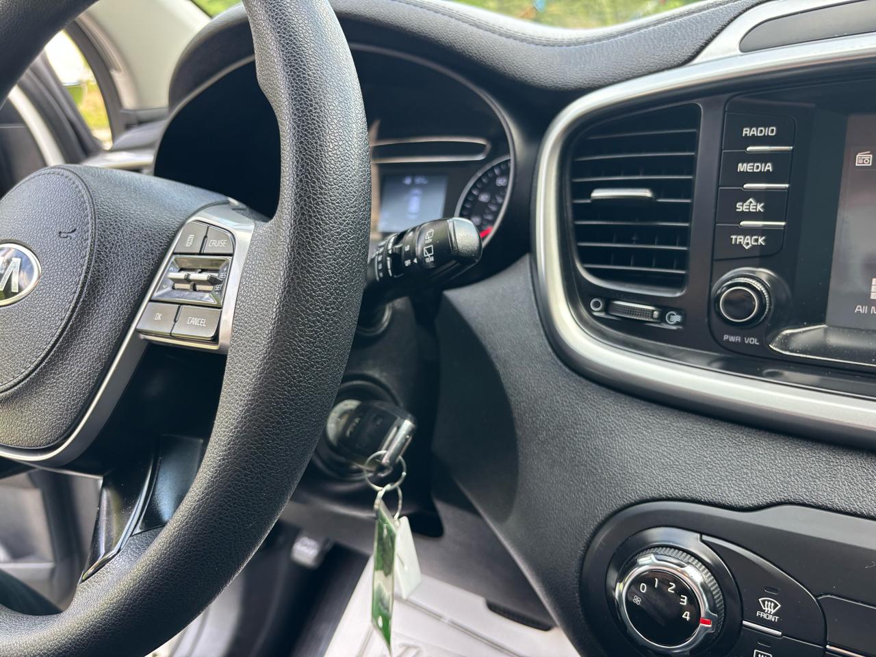 Kia Sorento LX V6 FWD 2020