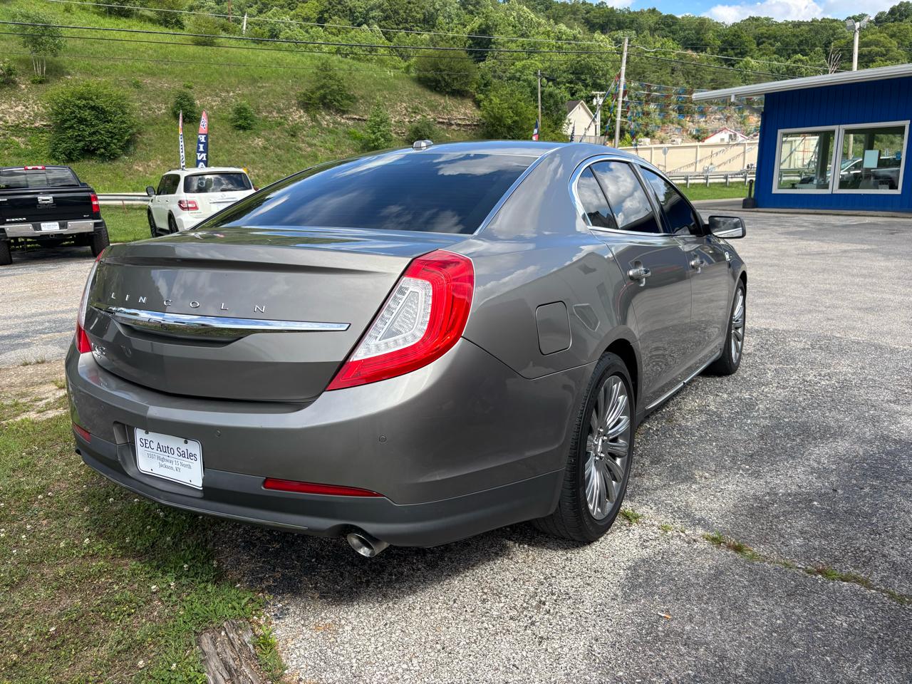 Lincoln MKS 4dr Sdn 3.7L AWD 2015